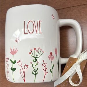 NEW Rae Dunn ceramic Love mug